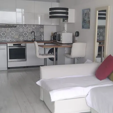 Costa Plana With Terrace And Sea View カップダイユ