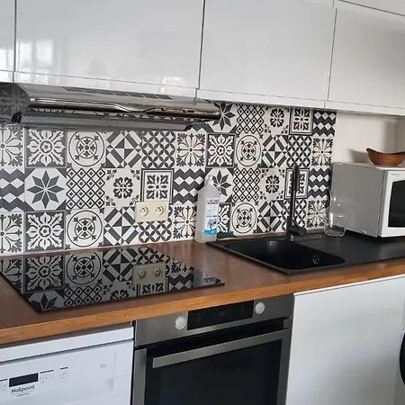 アパート Costa Plana With Terrace And Sea View